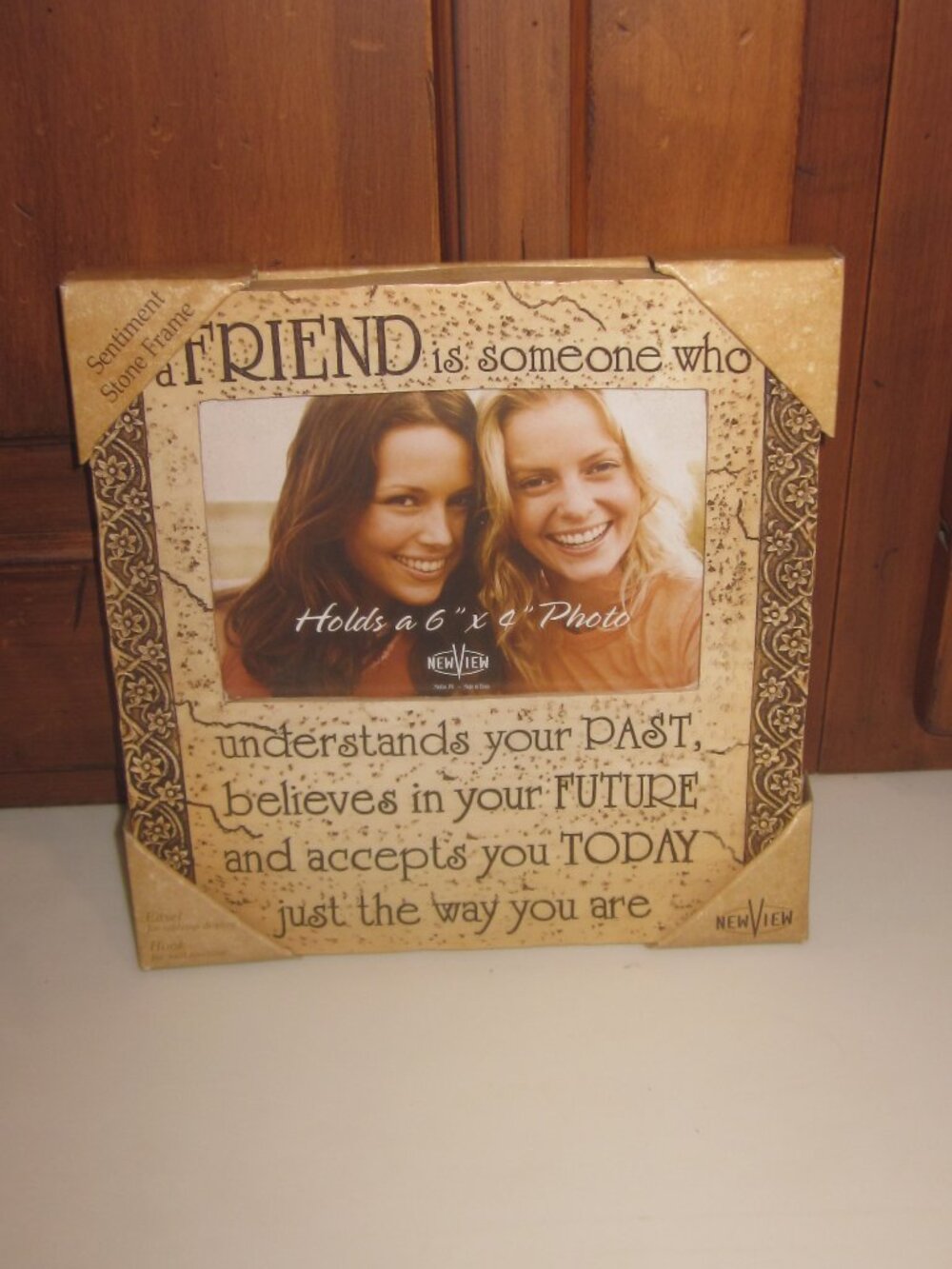 Friend Stone Resin Photo Frame Holds 6x4 photo